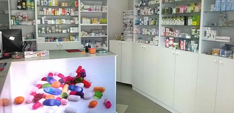 farmaceuti u apoteci